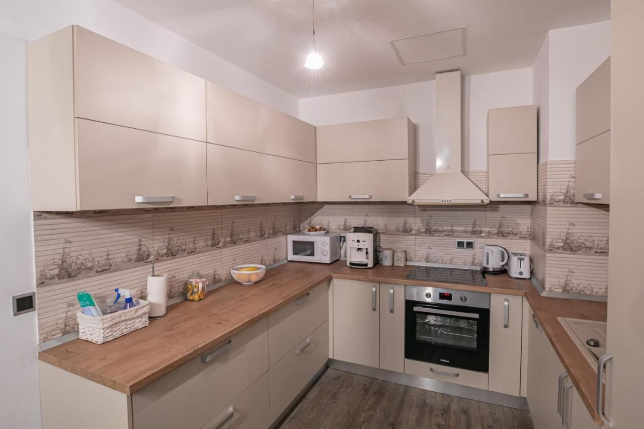 Anastasia Mountain Apartment - Poiana בראשוב מראה חיצוני תמונה